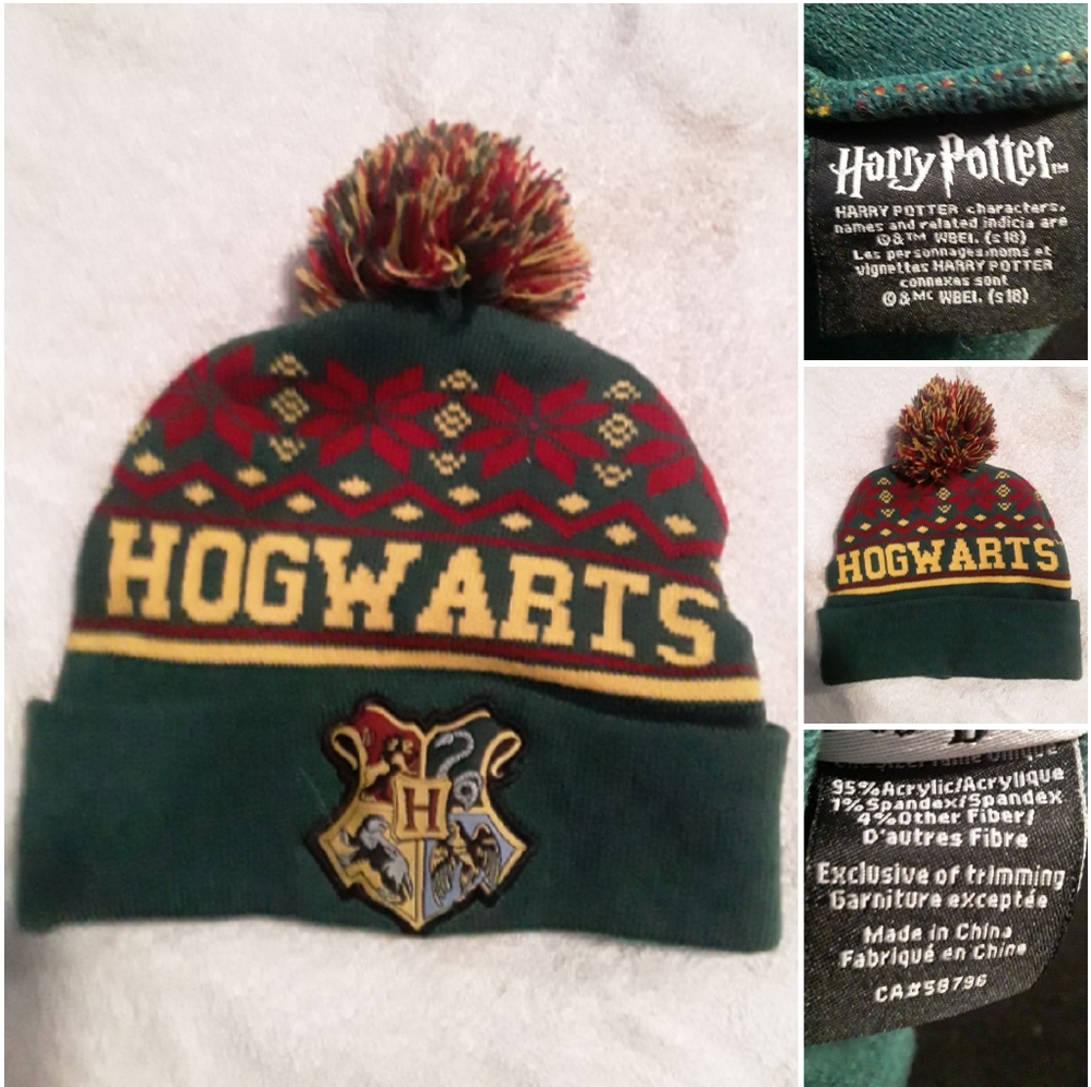 Harry Potter Unisex Winter Toque with Hogwarts & PomPom on Top